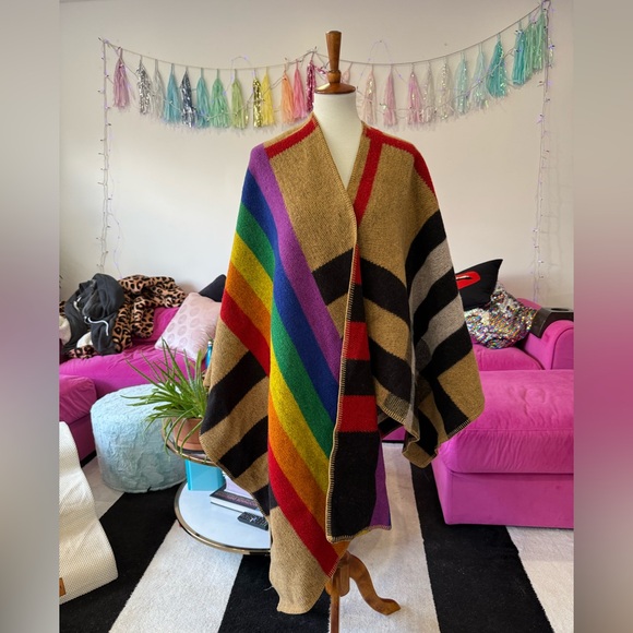 Rare Burberry Mega Check Rainbow Poncho / Cape / Wrap 🌈 Runway Collection Piece - Picture 2 of 13